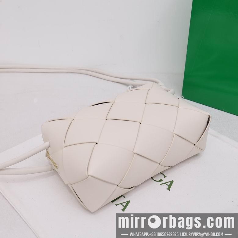 Bottega Veneta Replica Bags 002 14X22X7cm XMY 1