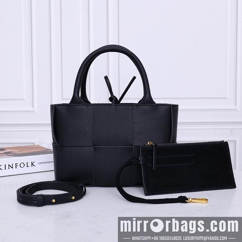 Bottega Veneta Replica Bags 2236 25X16X8cm EL 16