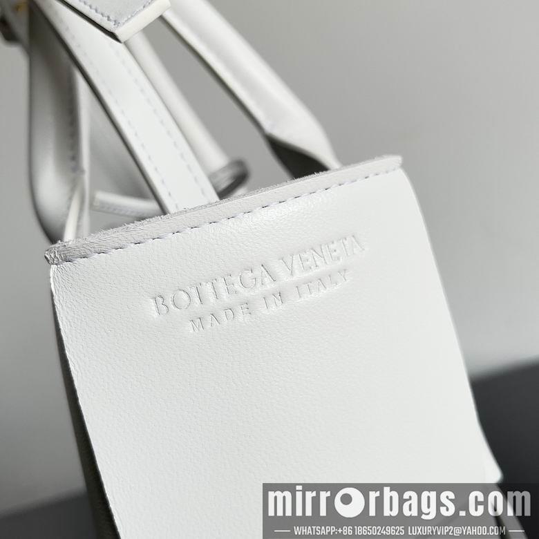 Bottega Veneta Replica Bags 709337 25x16x8cm BG 3
