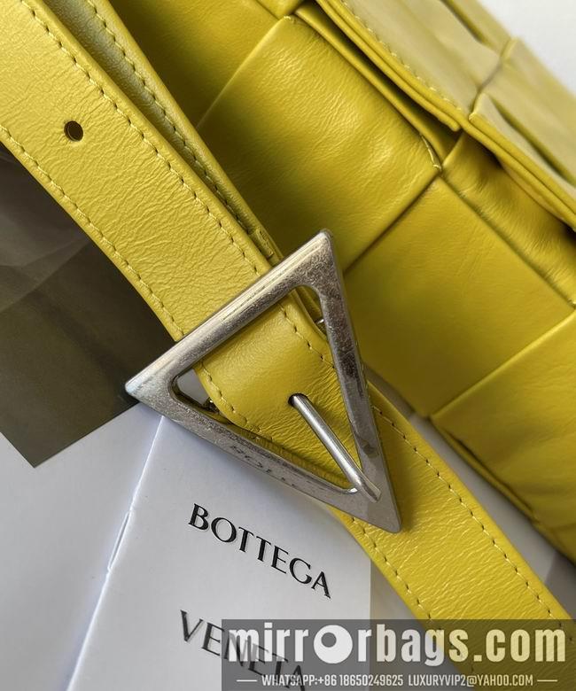Bottega Veneta Replica Bags 667298 23x15x5cm BG