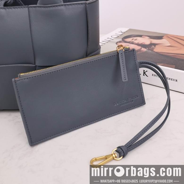 Bottega Veneta Replica Bags 2236 25X16X8cm EL 9