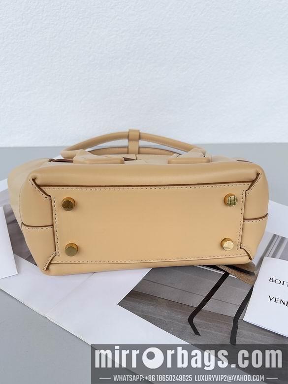 Bottega Veneta Replica Bags Arco 20x20x9cm BG 1