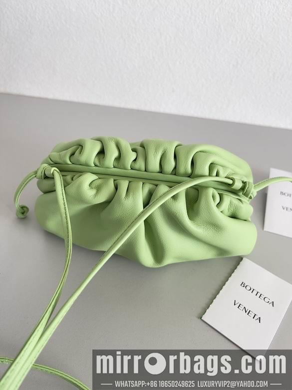 Bottega Veneta Replica Bags Pouch 23x13x5cm BG 27