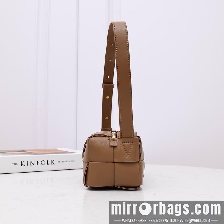 Bottega Veneta Replica Bags 2245 23.5X10X10cm EL 4