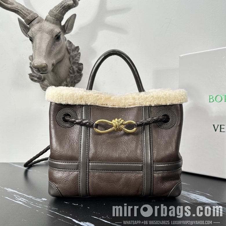 Bottega Veneta Replica Bags Andiamo 6015 25X22X10.5cm BG 7