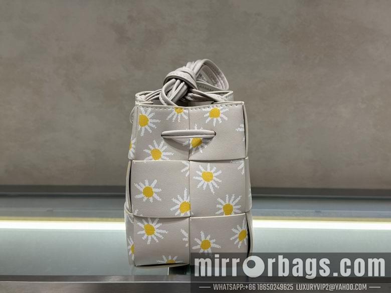 Bottega Veneta Replica Bags 8821 13X13X20cm 8820 11X11X16cm JY 2colour