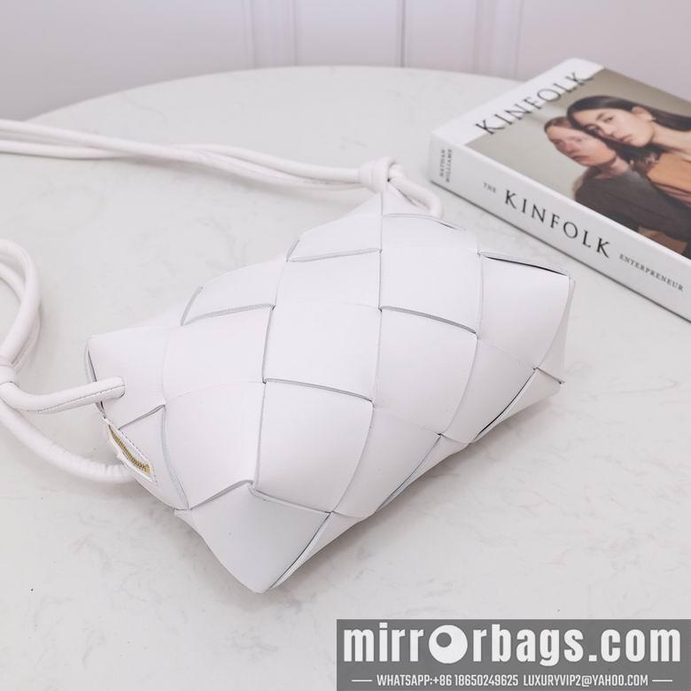 Bottega Veneta Replica Bags 2240-1 22X14.5X7.5cm EL 7