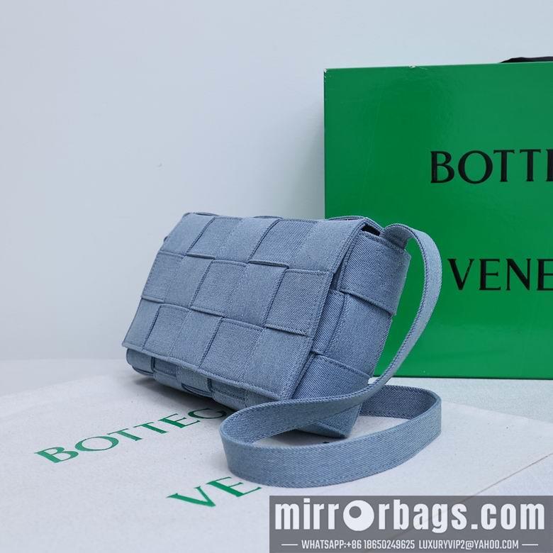 Bottega Veneta Replica Bags Cassette 3029 23X15X5.5cm XMY 2