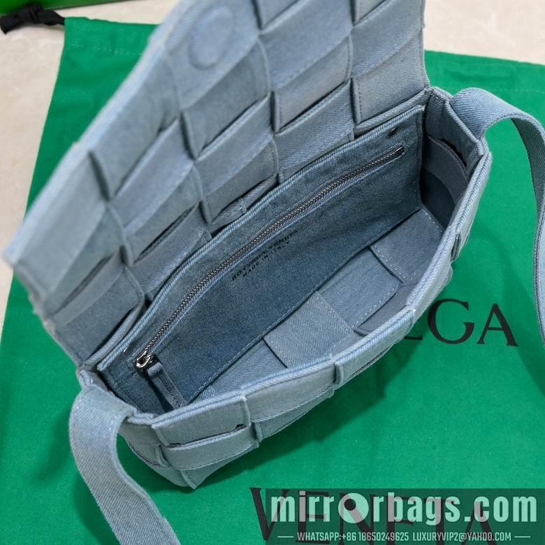 Bottega Veneta Replica Bags 6687 23x15x5.5cm BG
