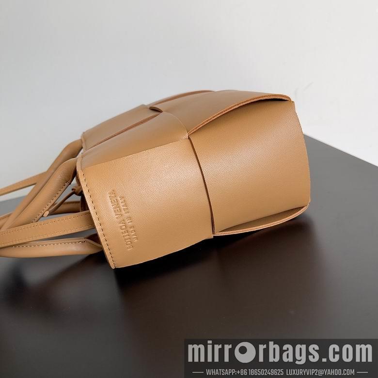 Bottega Veneta Replica Bags 709337 25x16x8cm BG 2
