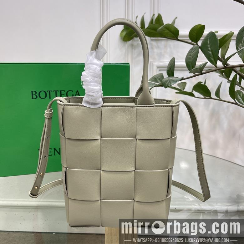 Bottega Veneta Replica Bags 709341 22X16.5X5.5cm SL 2
