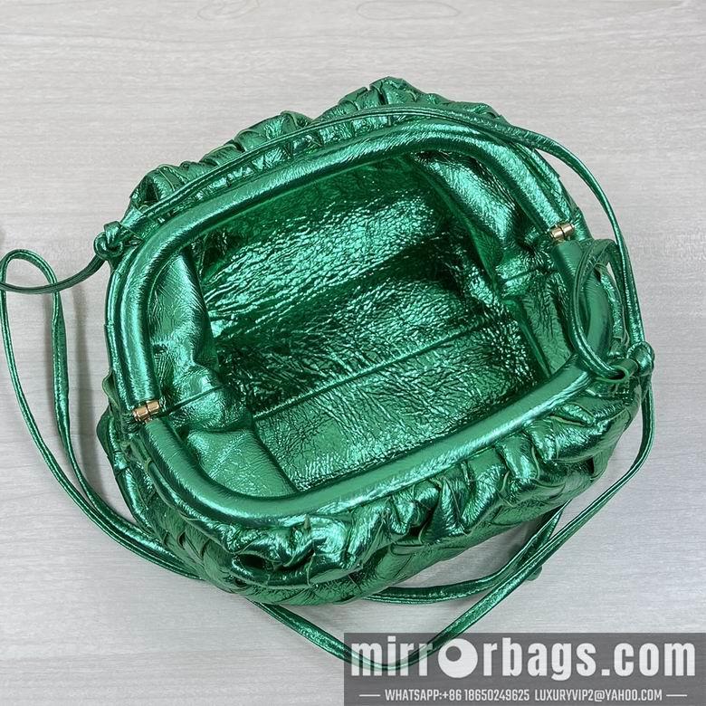 Bottega Veneta Replica Bags BV Pouch DL 1