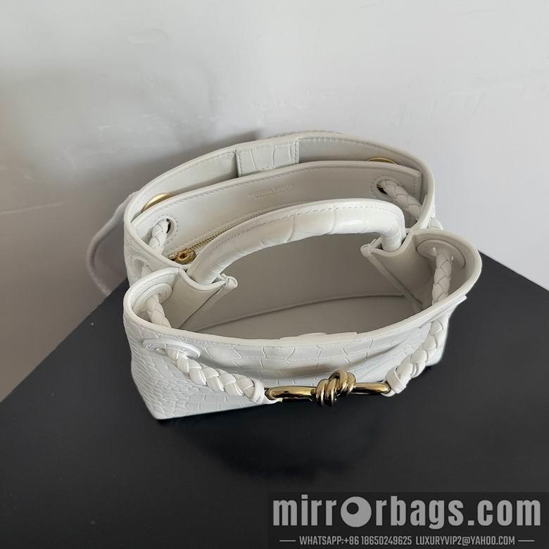 Bottega Veneta Replica Bags Andiamo 777614 22X9X15.5cm BG 1