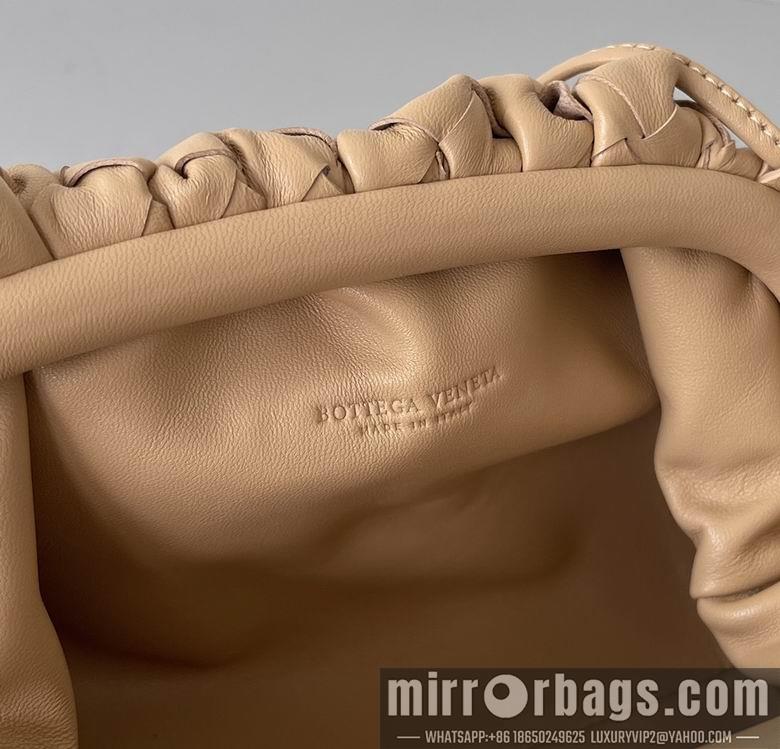 Bottega Veneta Replica Bags pouch 22x12x7cm BG 10