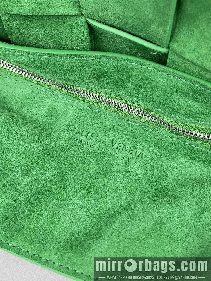 Bottega Veneta Replica Bags BV cassette 578004 23x15x6cm CN