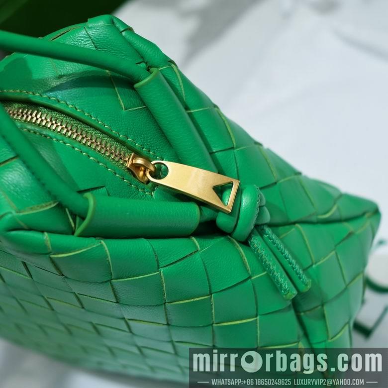 Bottega Veneta Replica Bags 6684 22x15x8cm DL 4