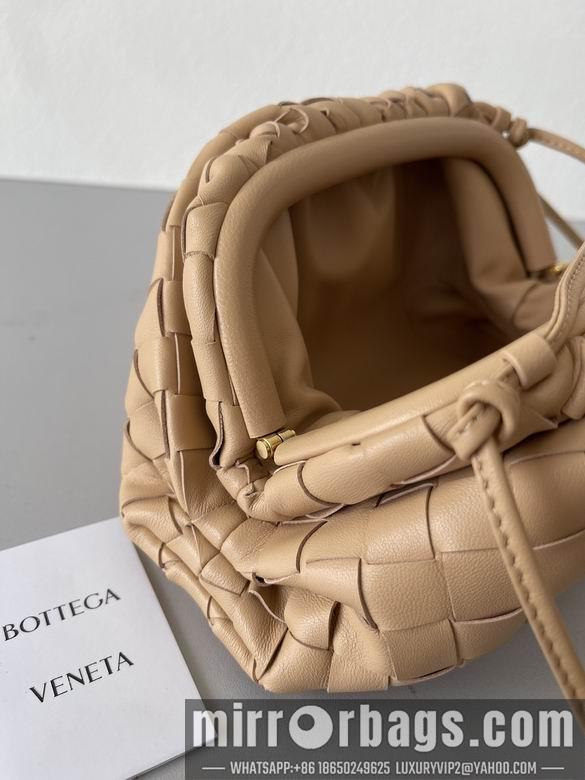 Bottega Veneta Replica Bags pouch 22x12x7cm BG 10