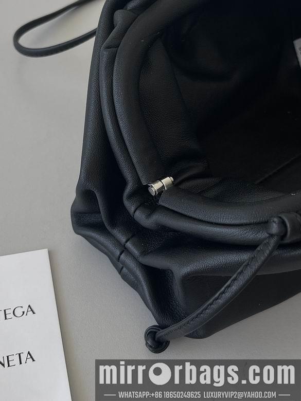 Bottega Veneta Replica Bags Pouch 23x13x5cm BG 1