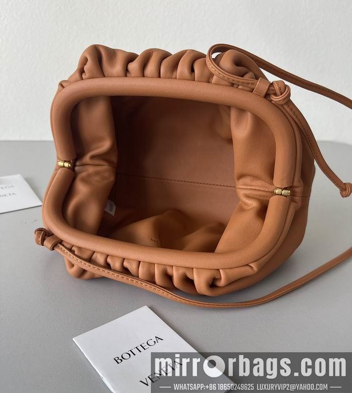 Bottega Veneta Replica Bags Pouch 23x13x5cm BG 7