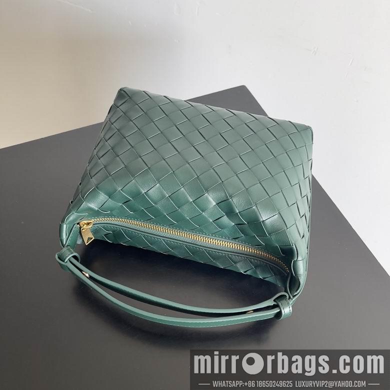 Bottega Veneta Replica Bags 754443 22X13X9cm YG 10