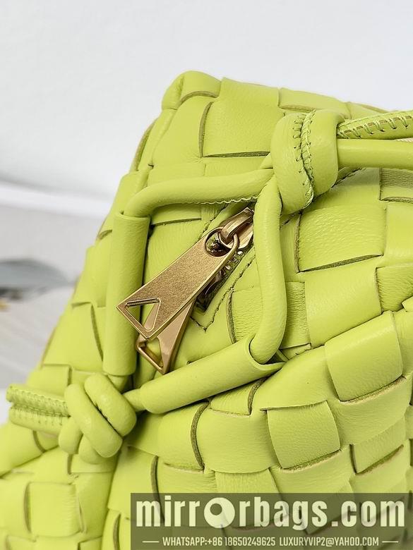 Bottega Veneta Replica Bags 680255 25x15x8cm BG 1