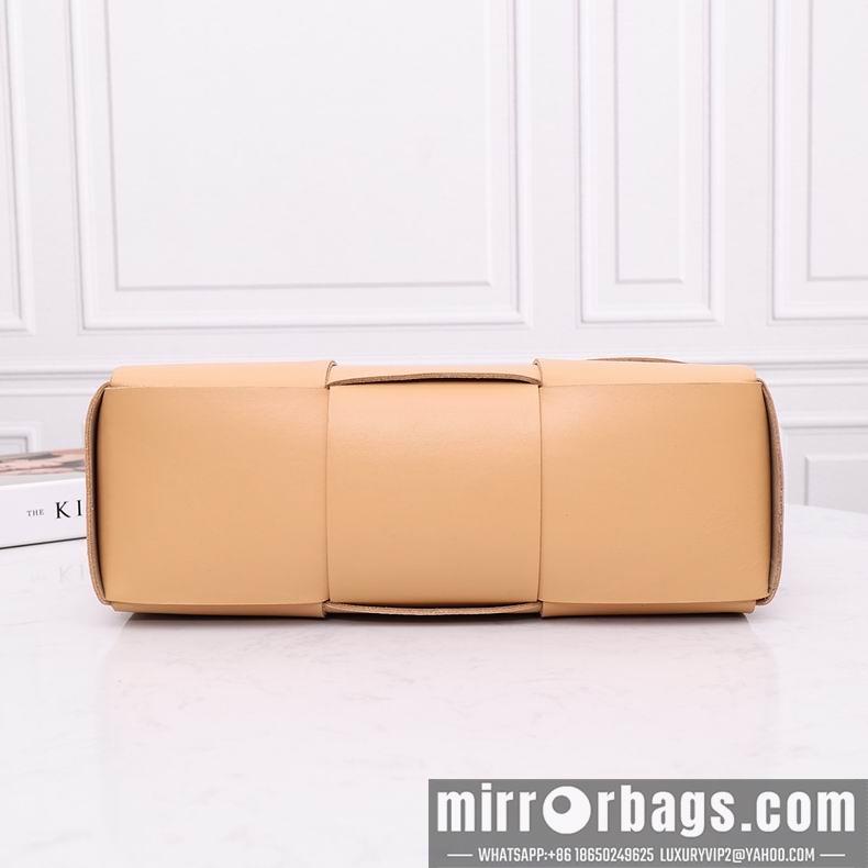 Bottega Veneta Replica Bags 2218 36x22x12 cm dl10