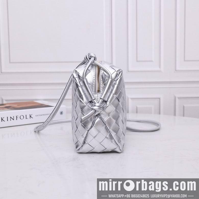 Bottega Veneta Replica Bags 8810A 22X15X8cm EL-1