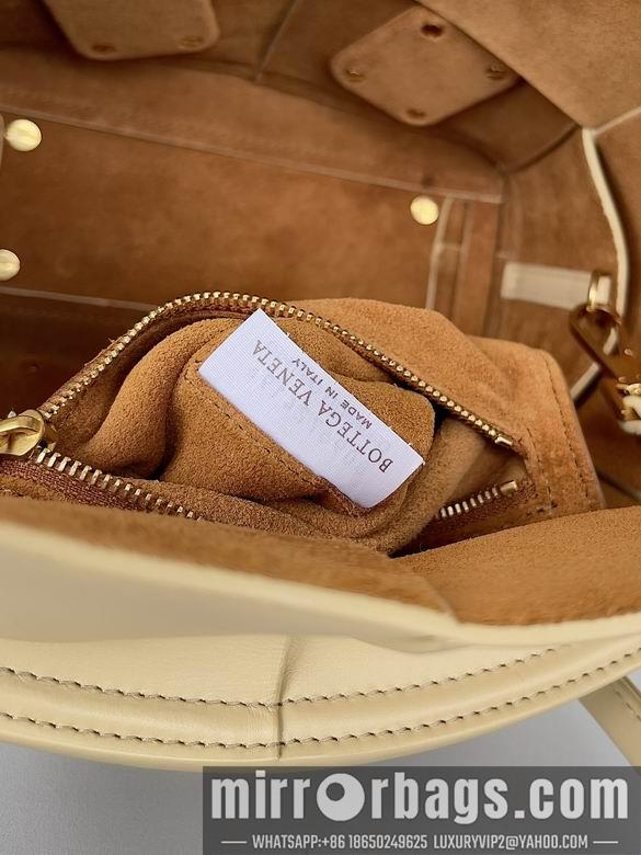 Bottega Veneta Replica Bags Arco 20x20x9cm BG 2