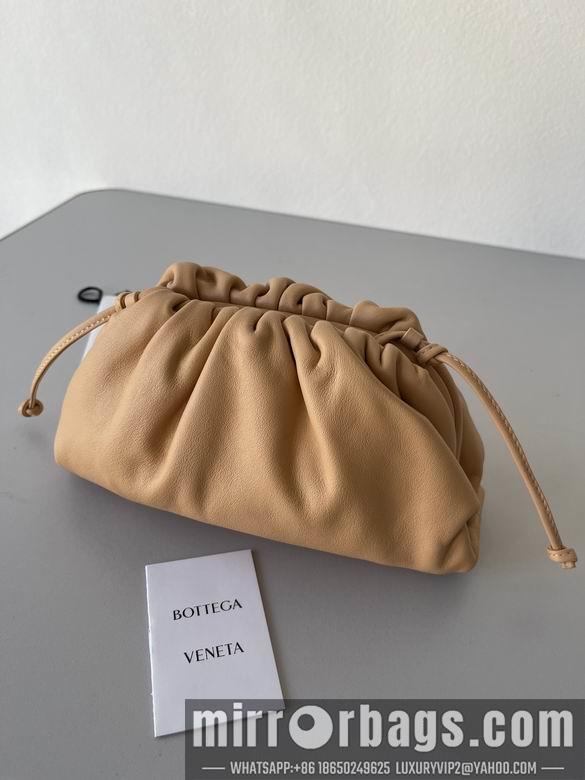Bottega Veneta Replica Bags Pouch 23x13x5cm BG 11