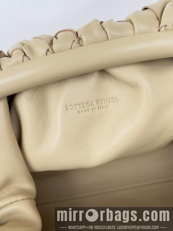 Bottega Veneta Replica Bags pouch 22x12x7cm BG 3