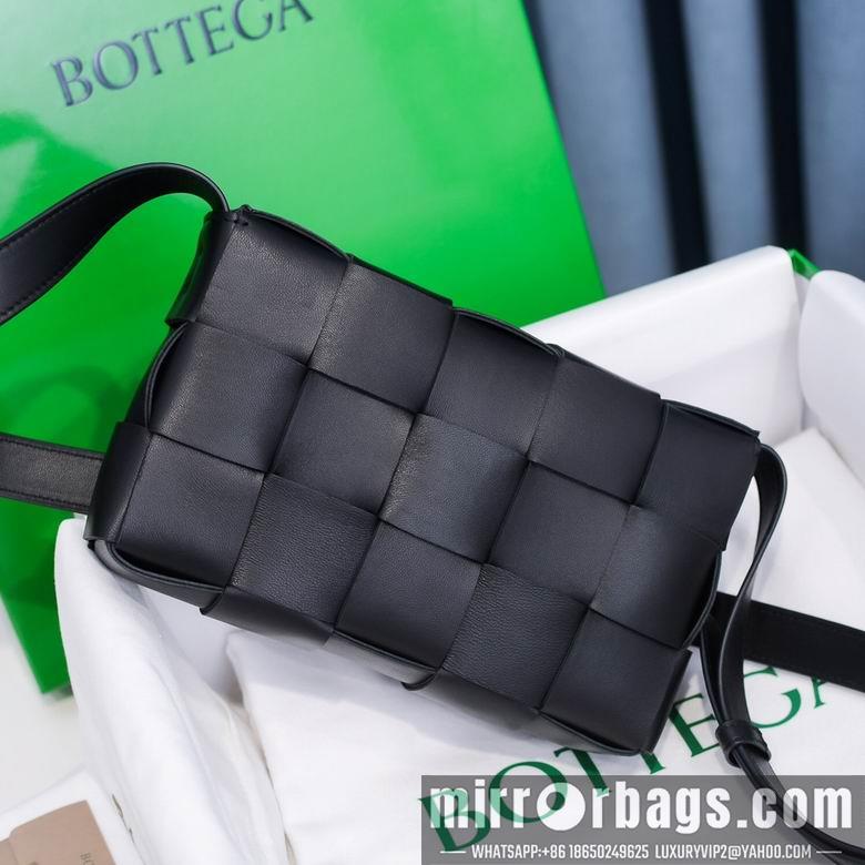 Bottega Veneta Replica Bags 6687 23x15x5cm DL