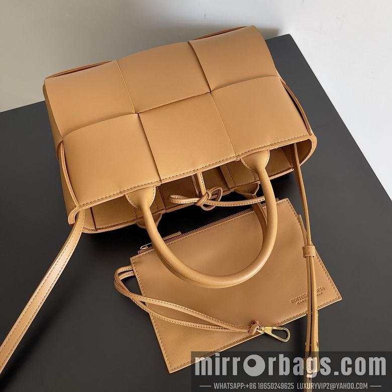 Bottega Veneta Replica Bags 709337 25x16x8cm BG 2