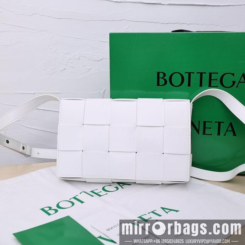 Bottega Veneta Replica Bags Cassette 3030 26X8X18cm XMY 1