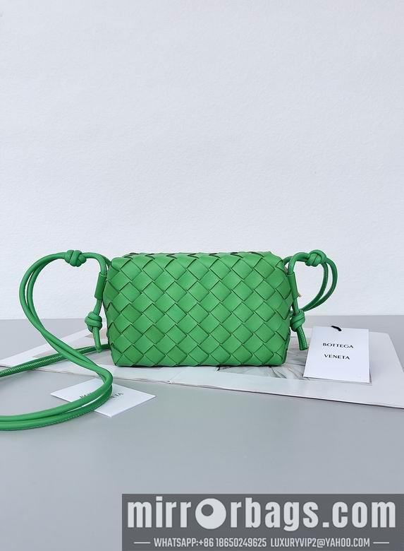 Bottega Veneta Replica Bags 680254 17x10x6cm BG 1