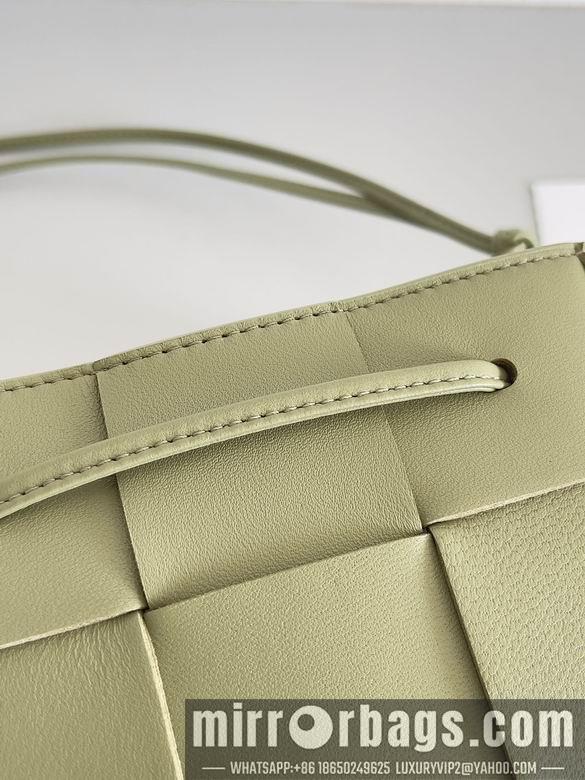 Bottega Veneta Replica Bags 680218 18x14x14cm BG 4