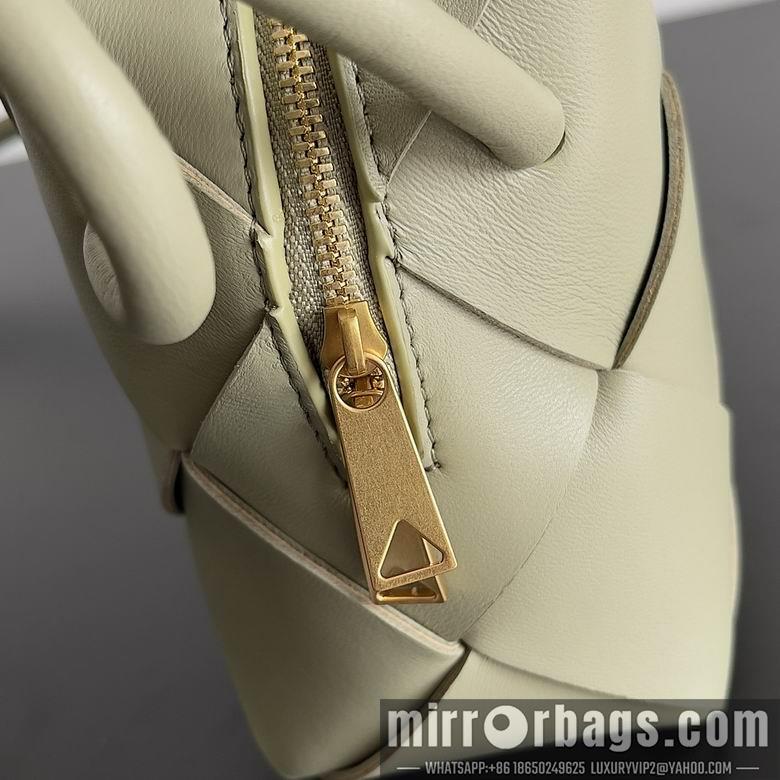 Bottega Veneta Replica Bags 709417 21x14x7cm BG 3