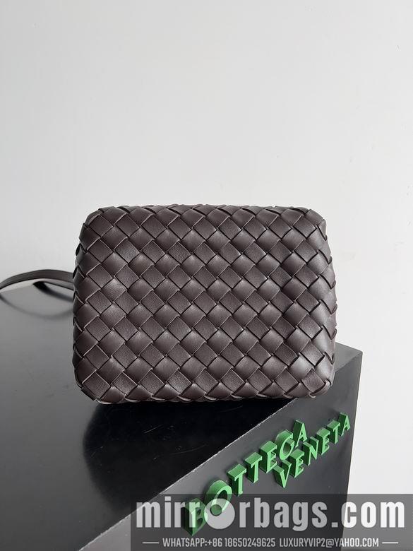 Bottega Veneta Replica Bags 796569 21X17X16.5cm YG 1