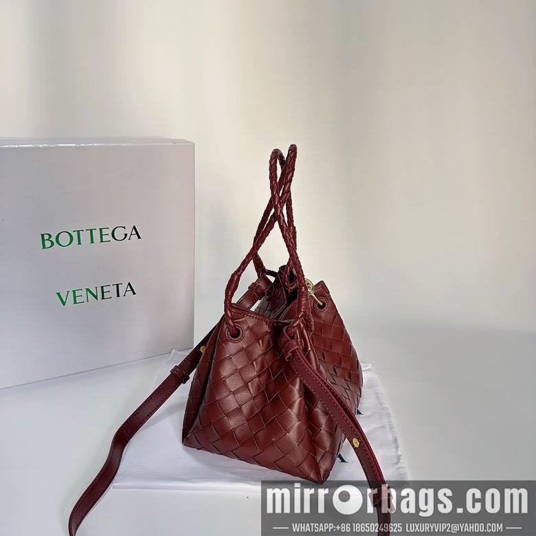 Bottega Veneta Replica Bags Parachute 211 16.5X21X17cm XMY 3