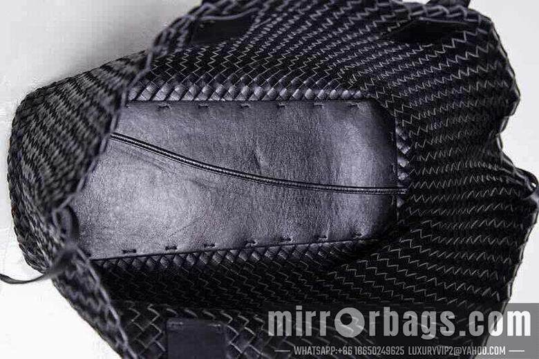 Bottega Veneta Replica Bags AD22153 40X28X17