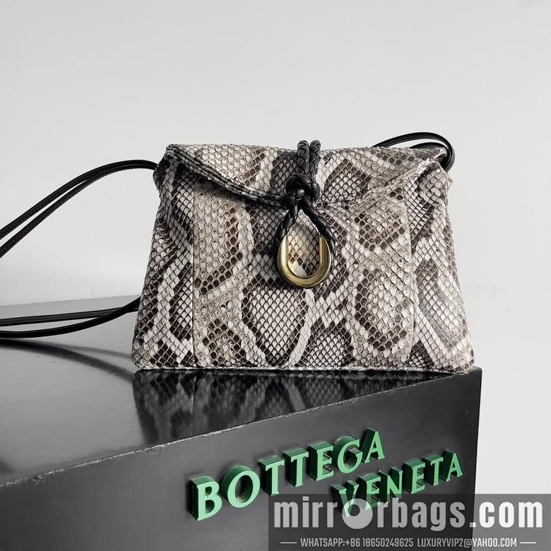 Bottega Veneta Replica Bags Liberta 27X16X6cm 011404 BG