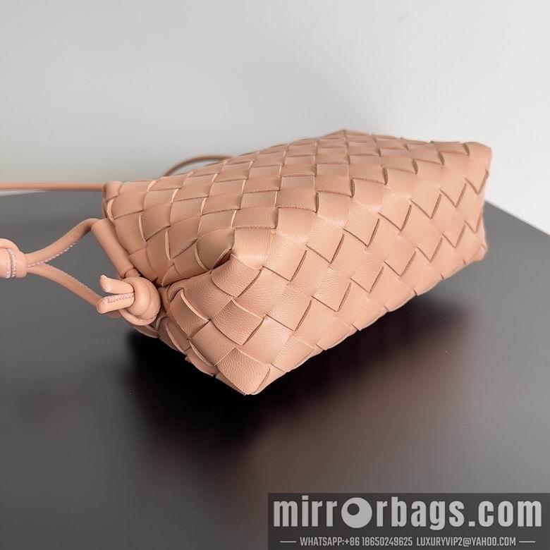 Bottega Veneta Replica Bags Loop 680254 17x10x6cm BG 3