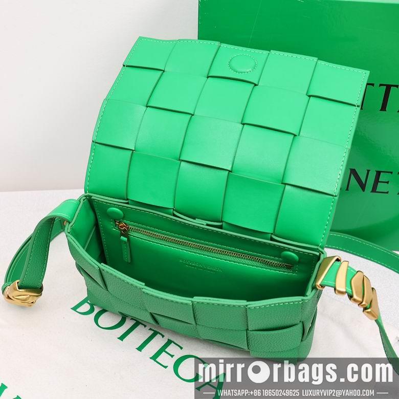 Bottega Veneta Replica Bags Cassette 3030-1 23X15X5.5cm XMY 4