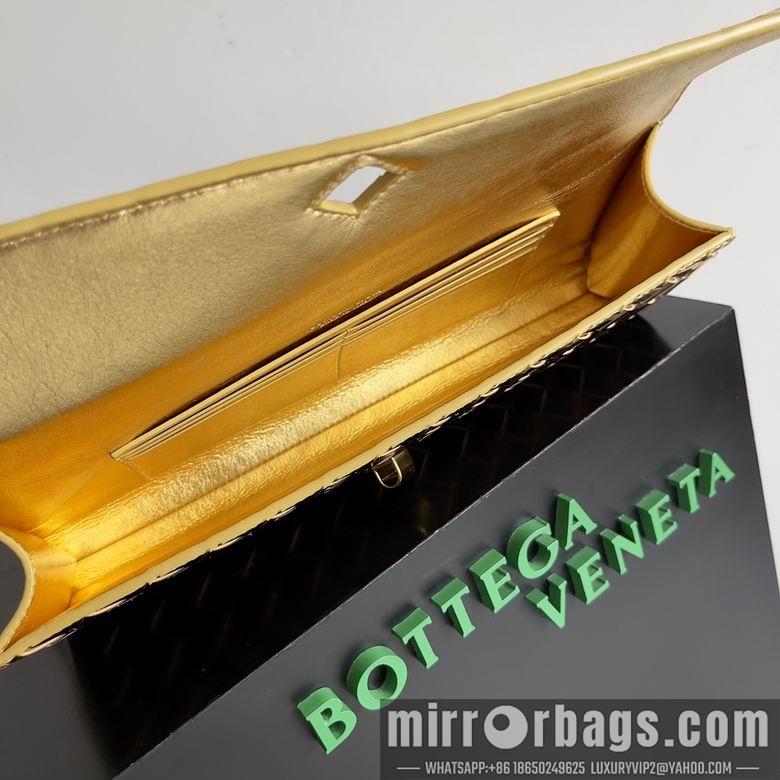 Bottega Veneta Replica Bags Andiamo 31X13X3cm 032602 YG 2