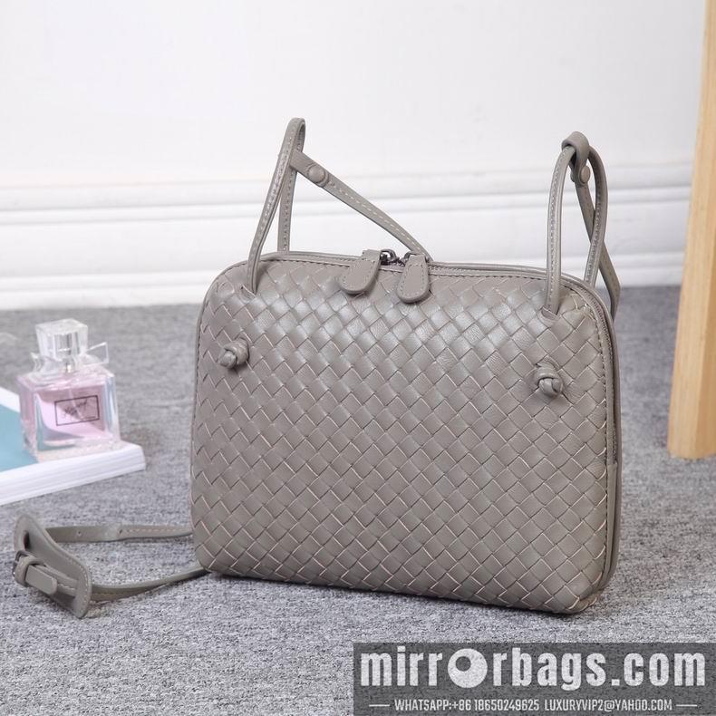 Bottega Veneta Replica Bags 25x19x5 cm dl