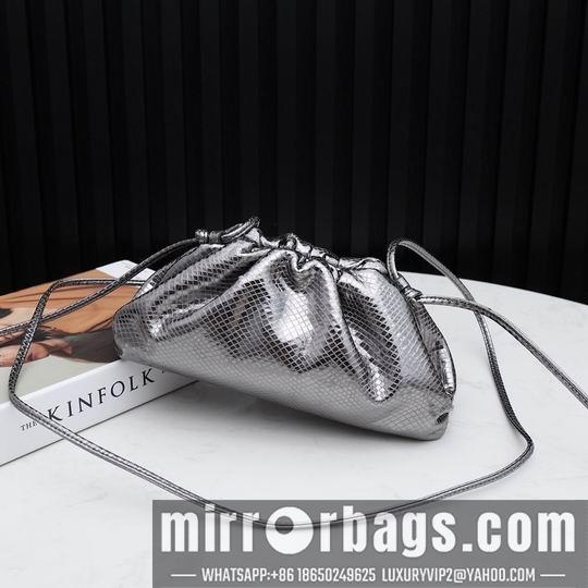 Bottega Veneta Replica Bags 9032 23x13x8 cm dl25