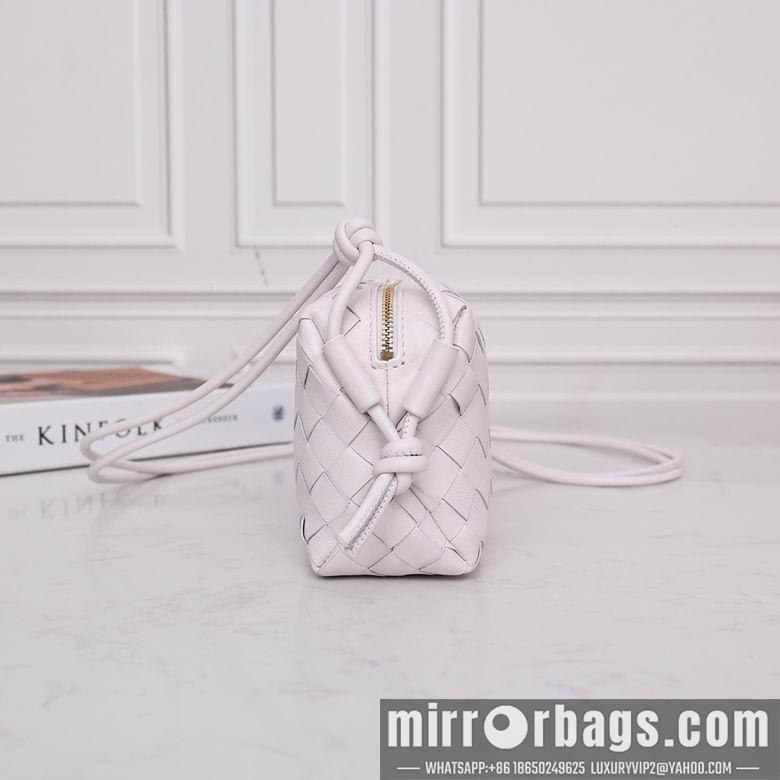 Bottega Veneta Replica Bags 8809 17x10x6cm DL 2