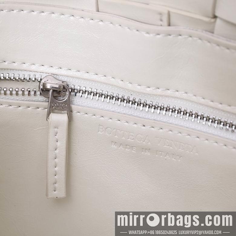 Bottega Veneta Replica Bags 3040 23X15X5cm XMY 5