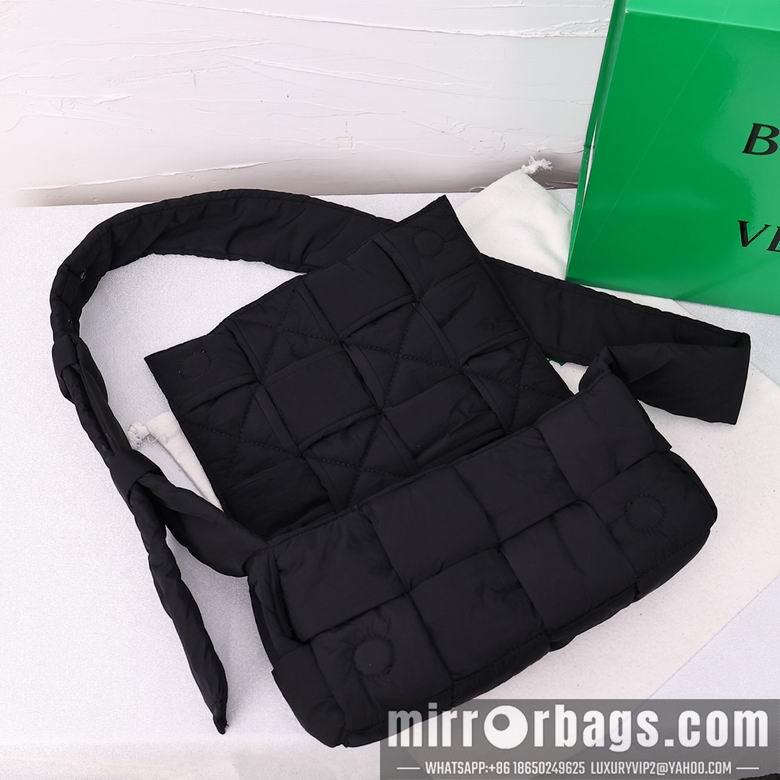 Bottega Veneta Replica Bags 30X15X8cm 071103 XMY 2