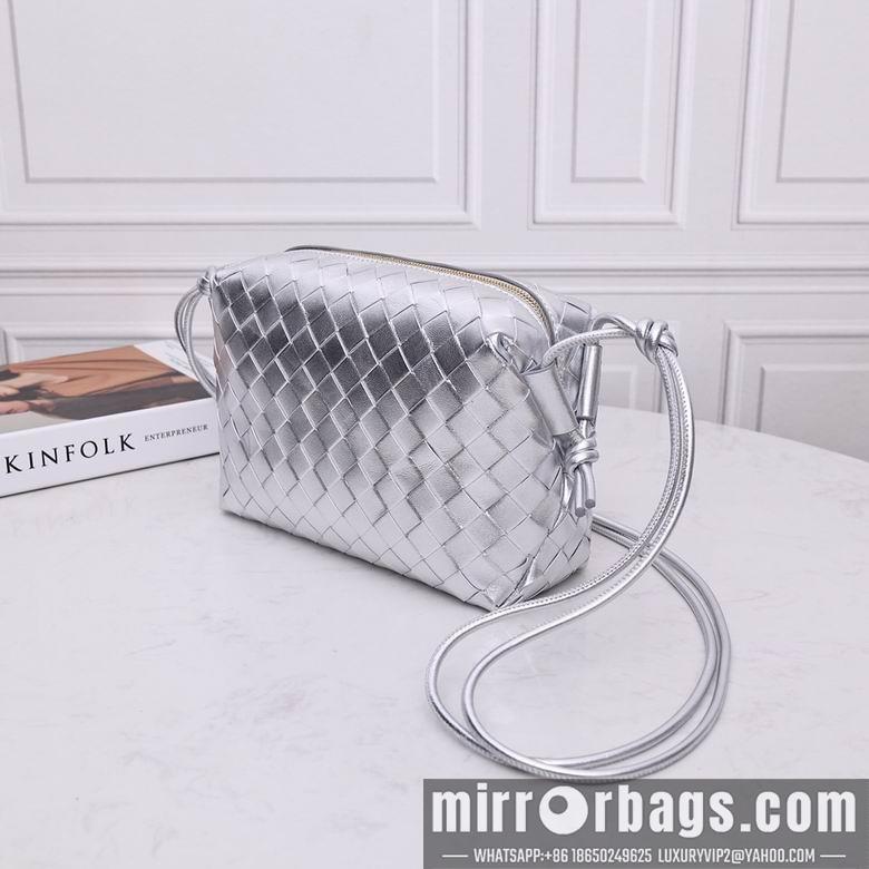 Bottega Veneta Replica Bags 8810A 22X15X8cm EL-1
