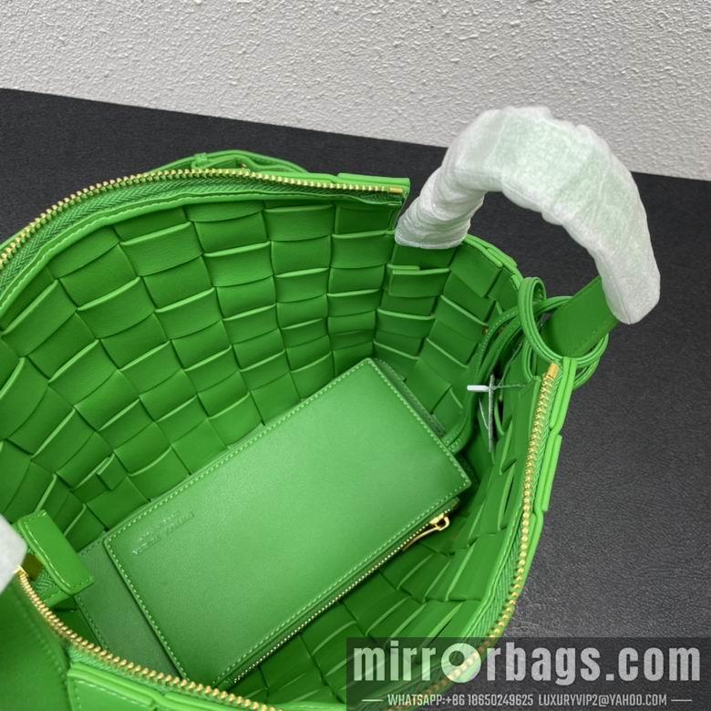 Bottega Veneta Replica Bags 8286 24X22X23.5cm JY 6